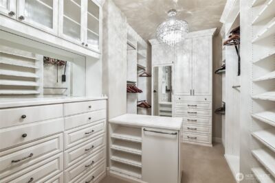 9820 NE 16th Street , Bellevue, WA 98004 - Photo 21