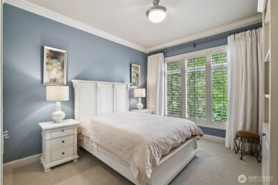 9820 NE 16th Street , Bellevue, WA 98004 - Photo 25