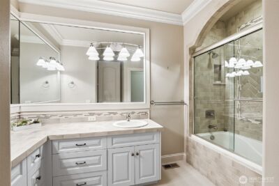 9820 NE 16th Street , Bellevue, WA 98004 - Photo 29