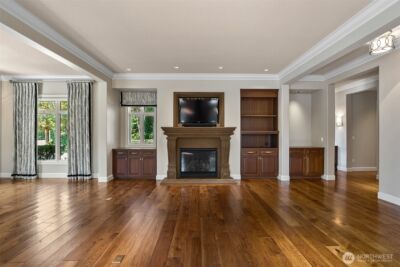 9820 NE 16th Street , Bellevue, WA 98004 - Photo 4