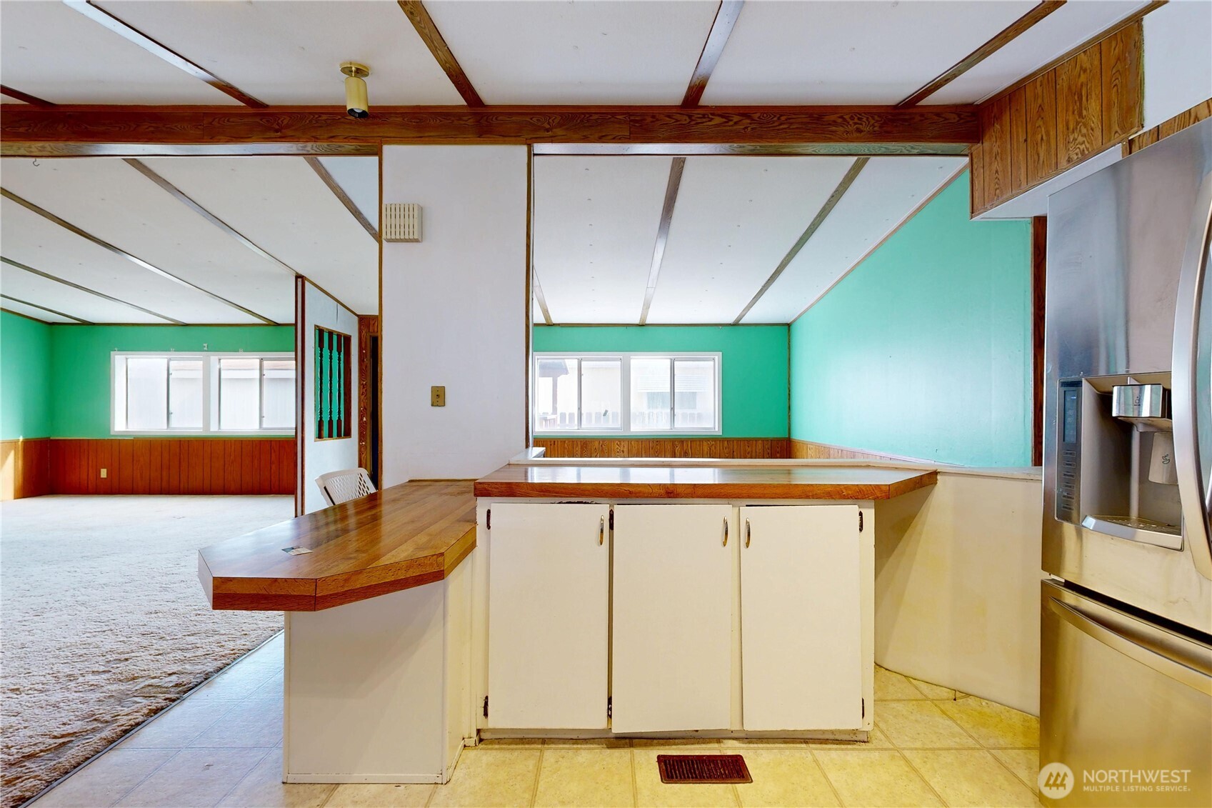 976 NE Dawson Avenue , College Place, WA 99324