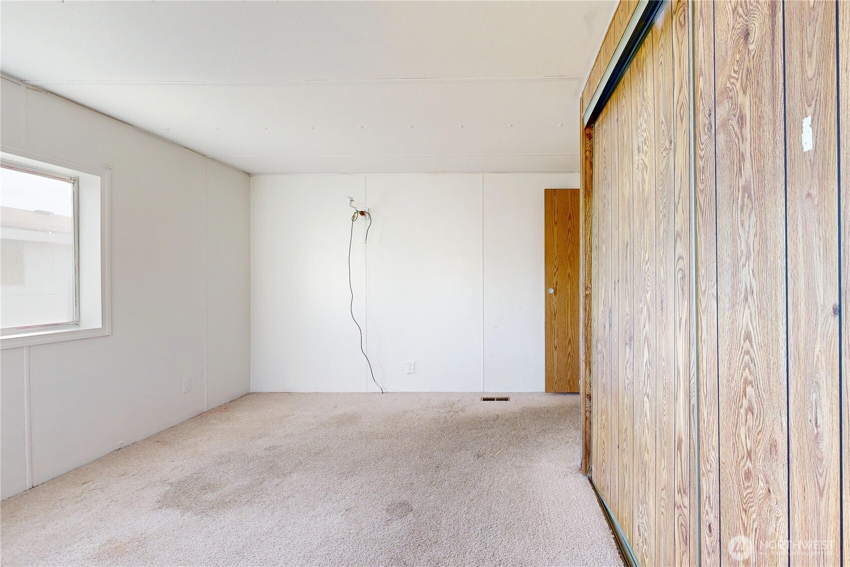 976 NE Dawson Avenue , College Place, WA 99324