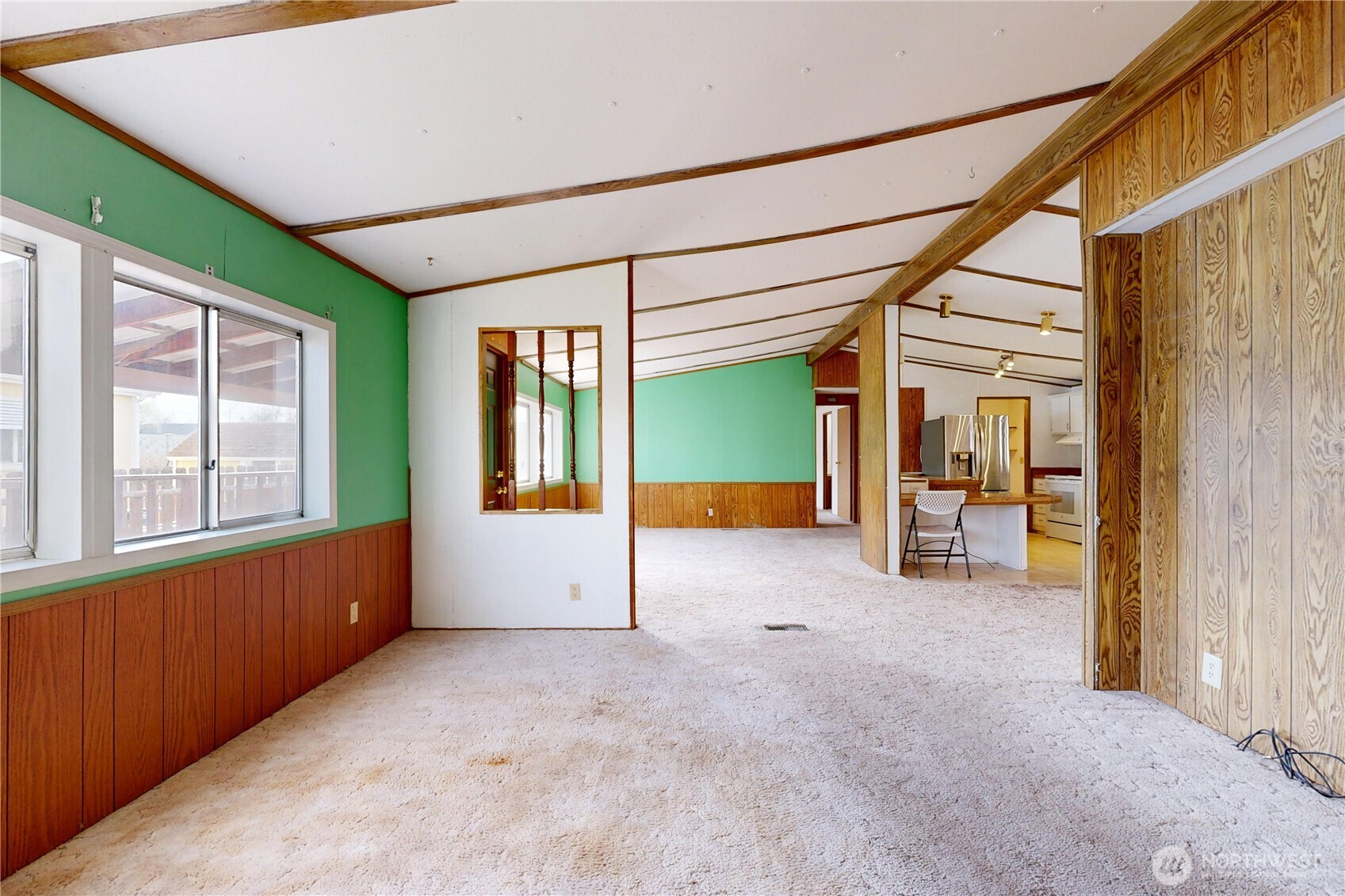 976 NE Dawson Avenue , College Place, WA 99324