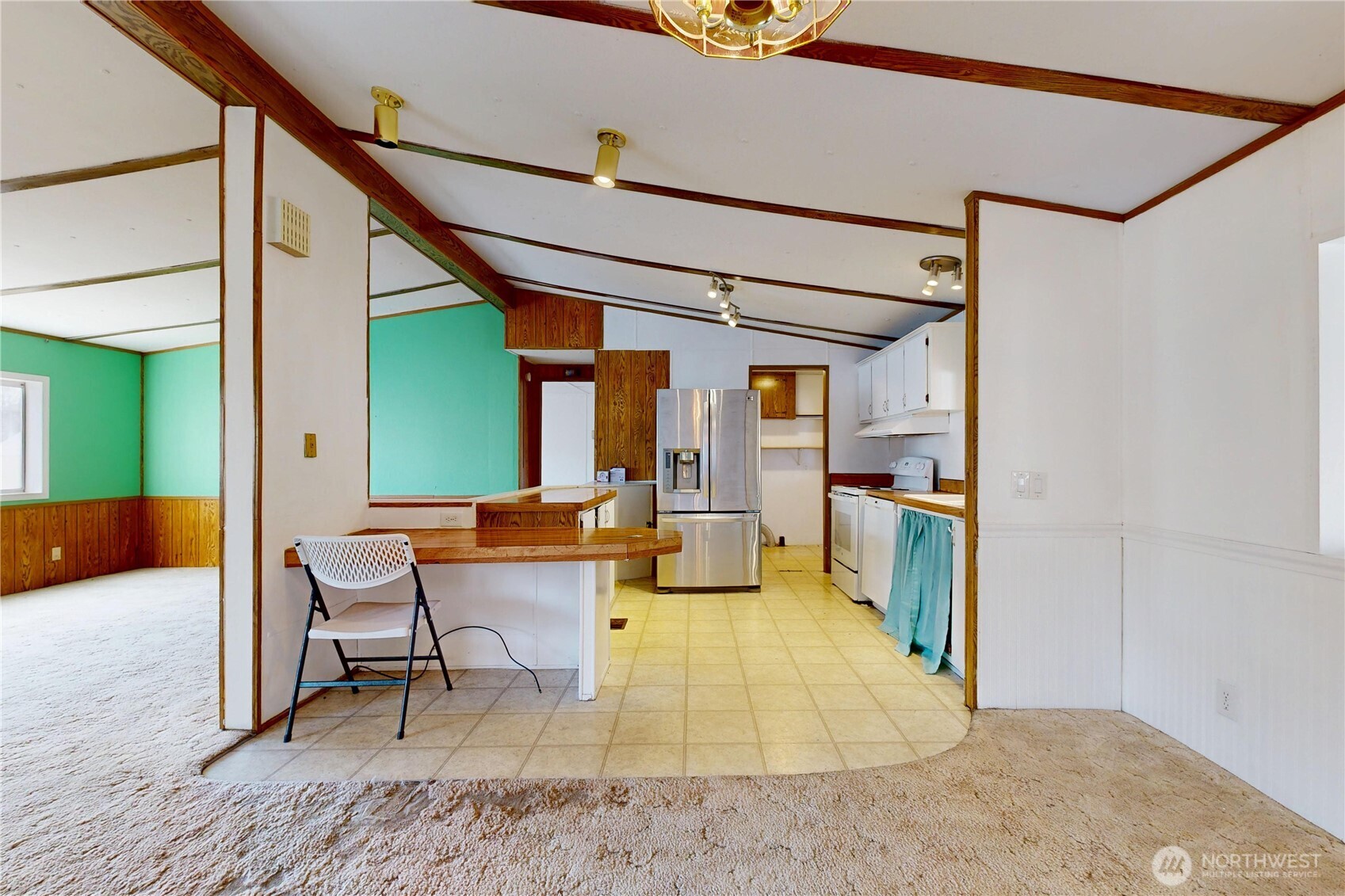 976 NE Dawson Avenue , College Place, WA 99324