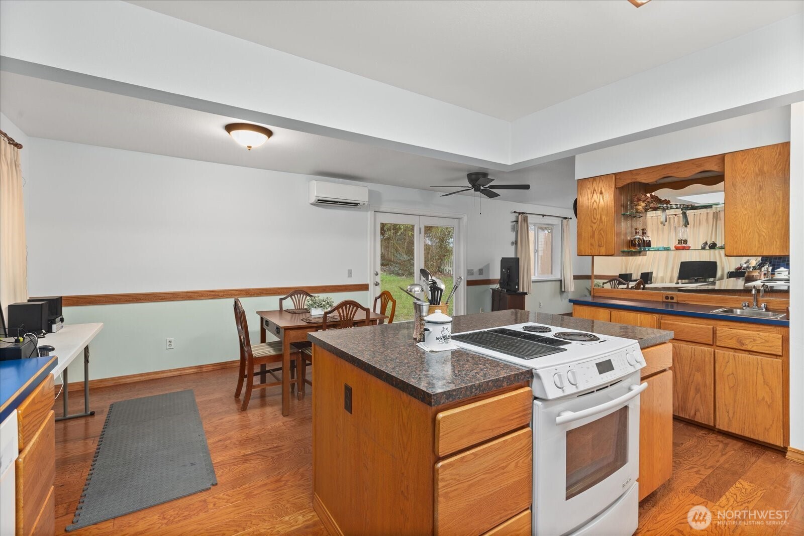 6302 Fleming Street , Everett, WA 98203