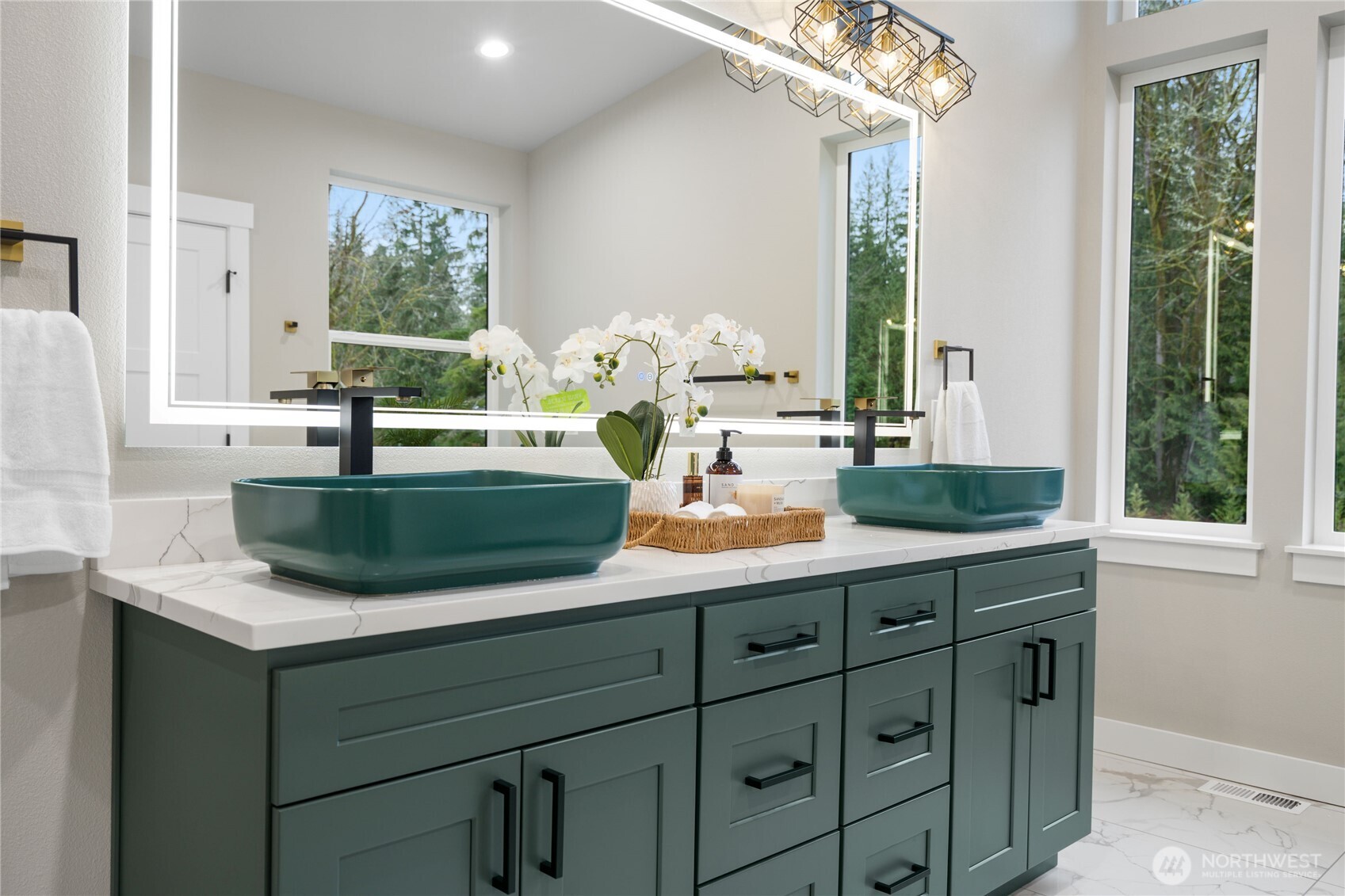 17317 22nd Street NE, Snohomish, WA 98290-4484