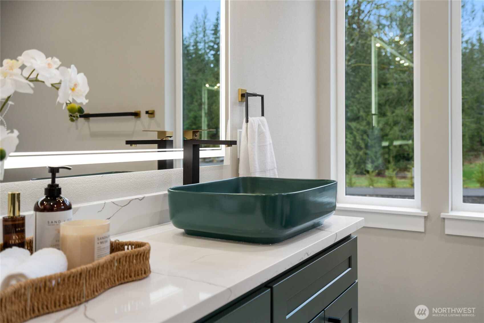 17317 22nd Street NE, Snohomish, WA 98290-4484