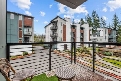 23103 NE 8th St #E1, Sammamish, WA 98074 - Photo 14