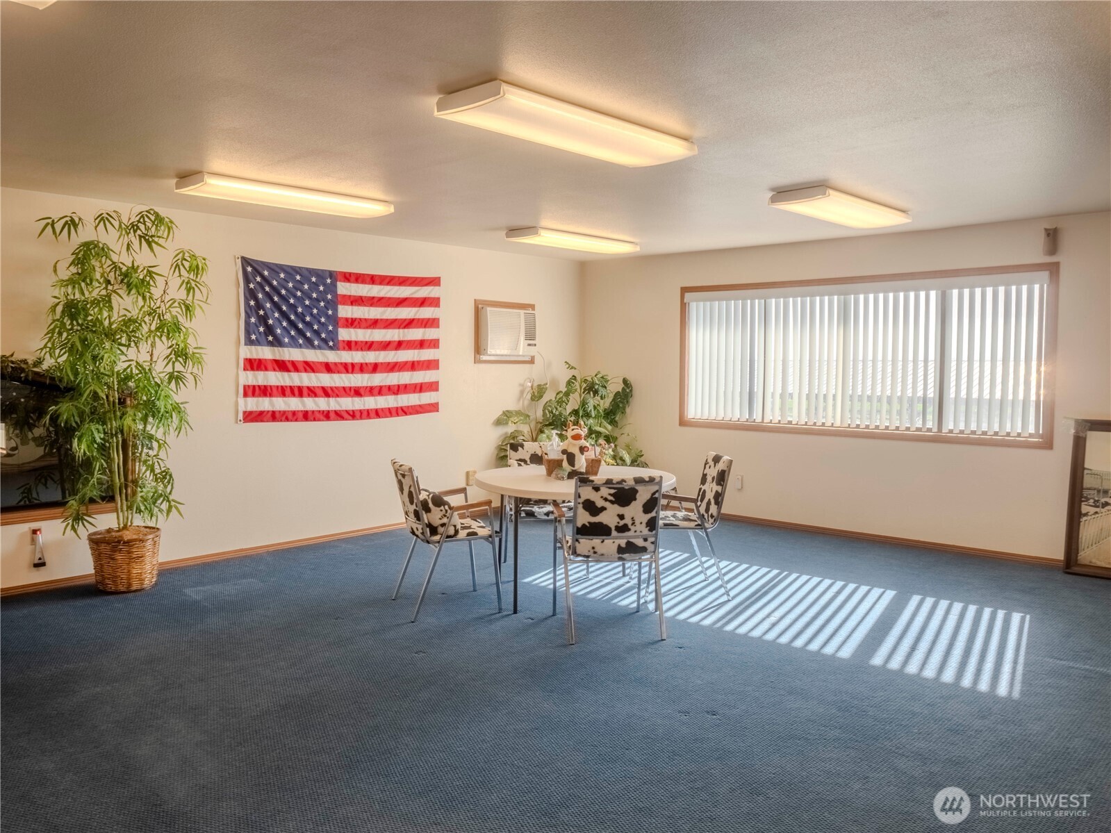 1400 Lewandowski Road , Sunnyside, WA 98944