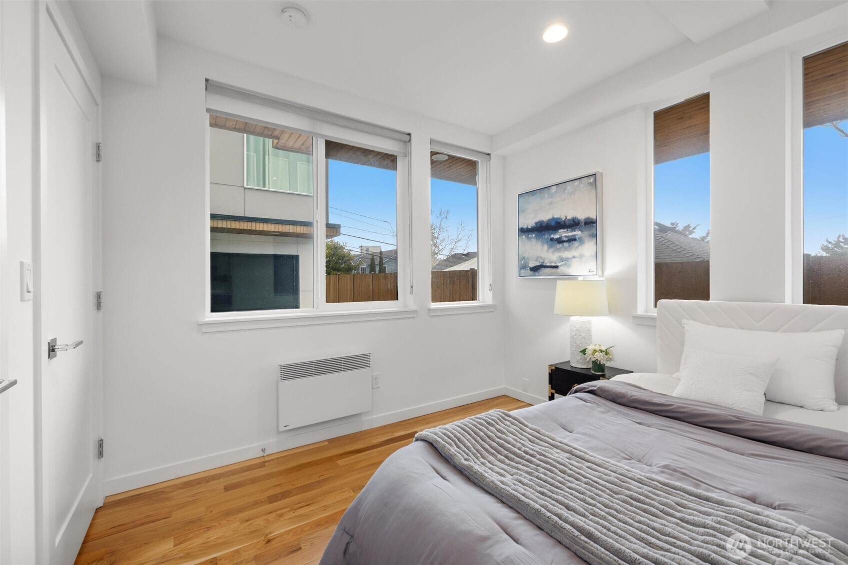 2409 W Boston Street #A, Seattle, WA 98199