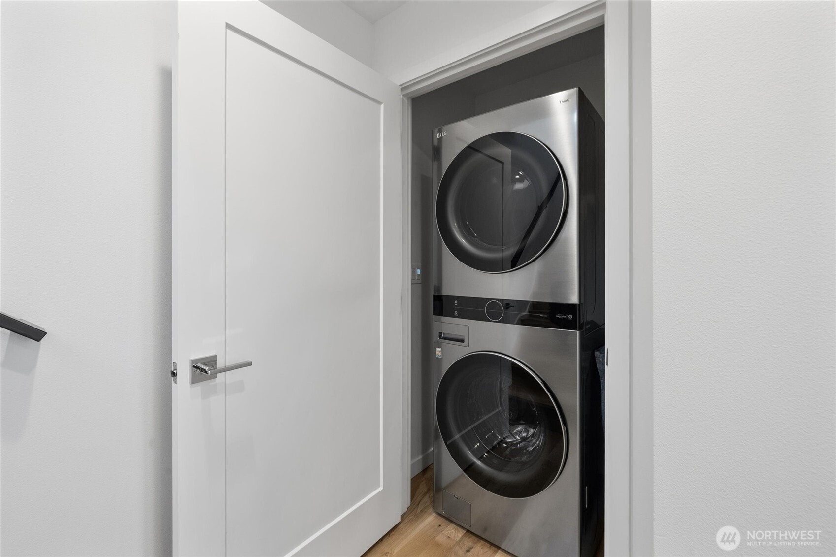 2409 W Boston Street #A, Seattle, WA 98199