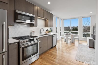 2409 W Boston Street #A, Seattle, WA 98199 - Photo 3