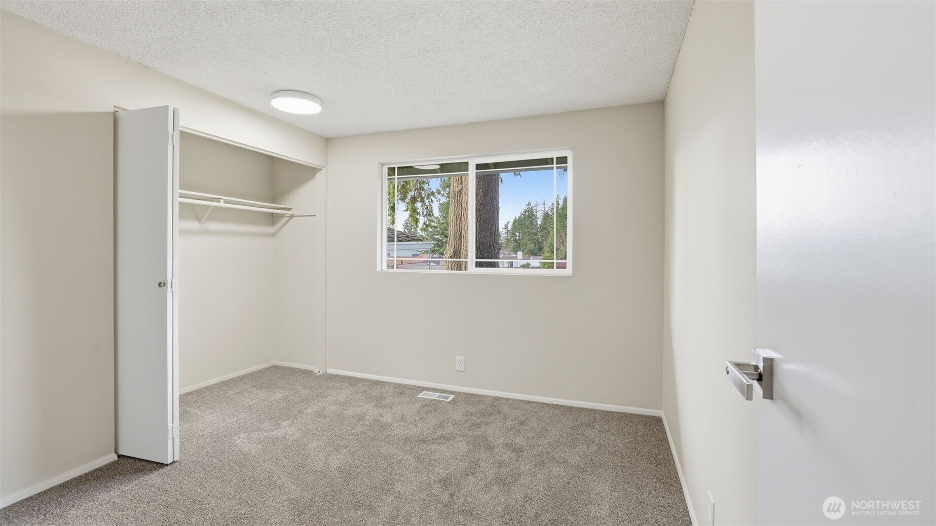 15667 SE Fairwood Boulevard , Renton, WA 98058