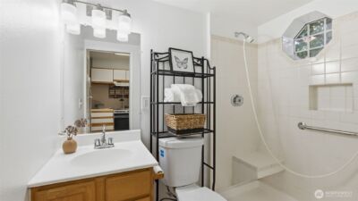 15667 SE Fairwood Boulevard , Renton, WA 98058 - Photo 28