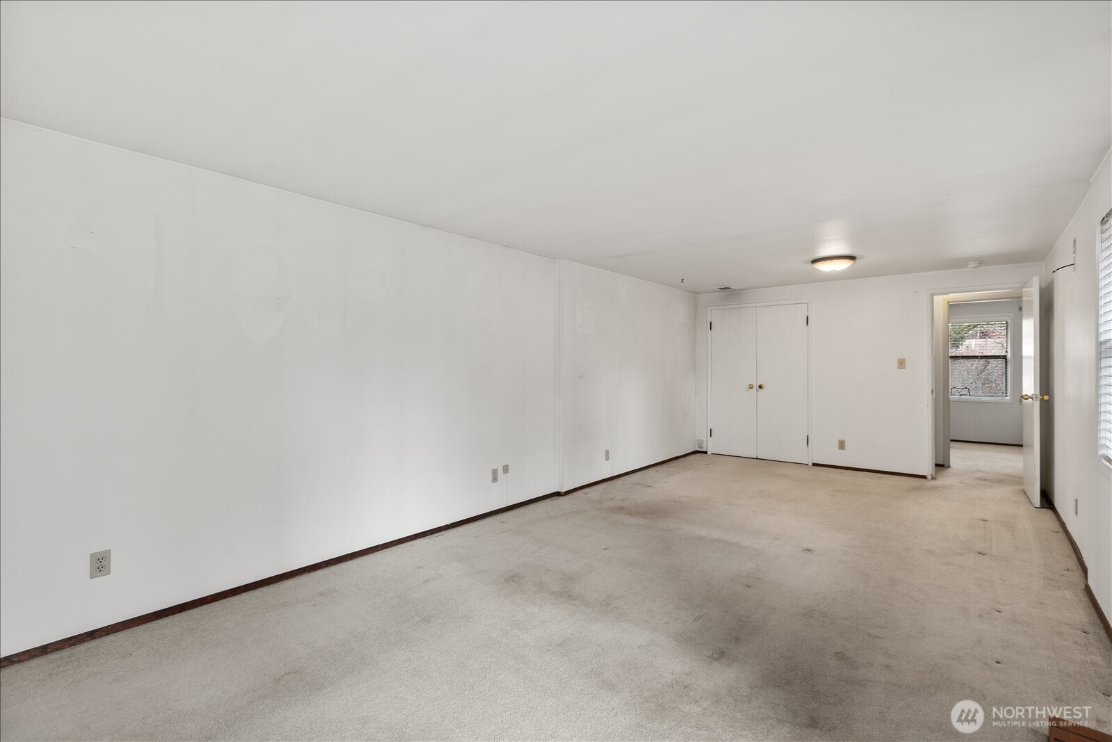 23005 60th Avenue W, Mountlake Terrace, WA 98043