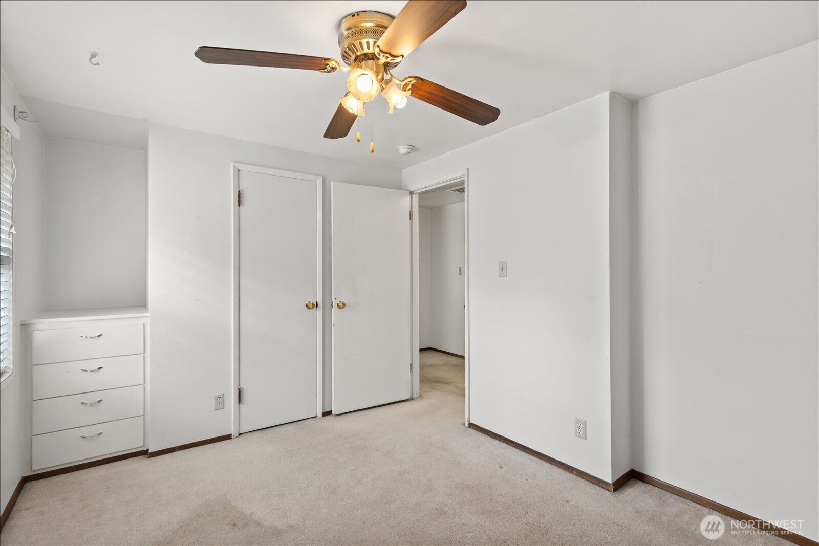 23005 60th Avenue W, Mountlake Terrace, WA 98043