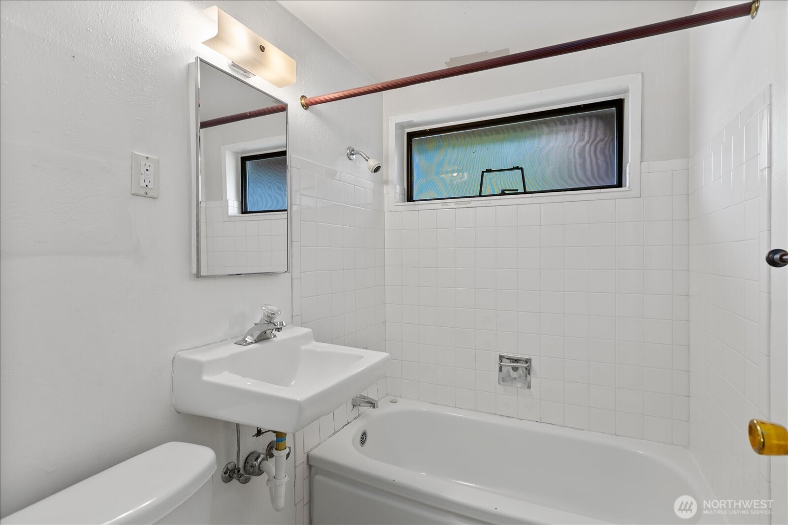 23005 60th Avenue W, Mountlake Terrace, WA 98043