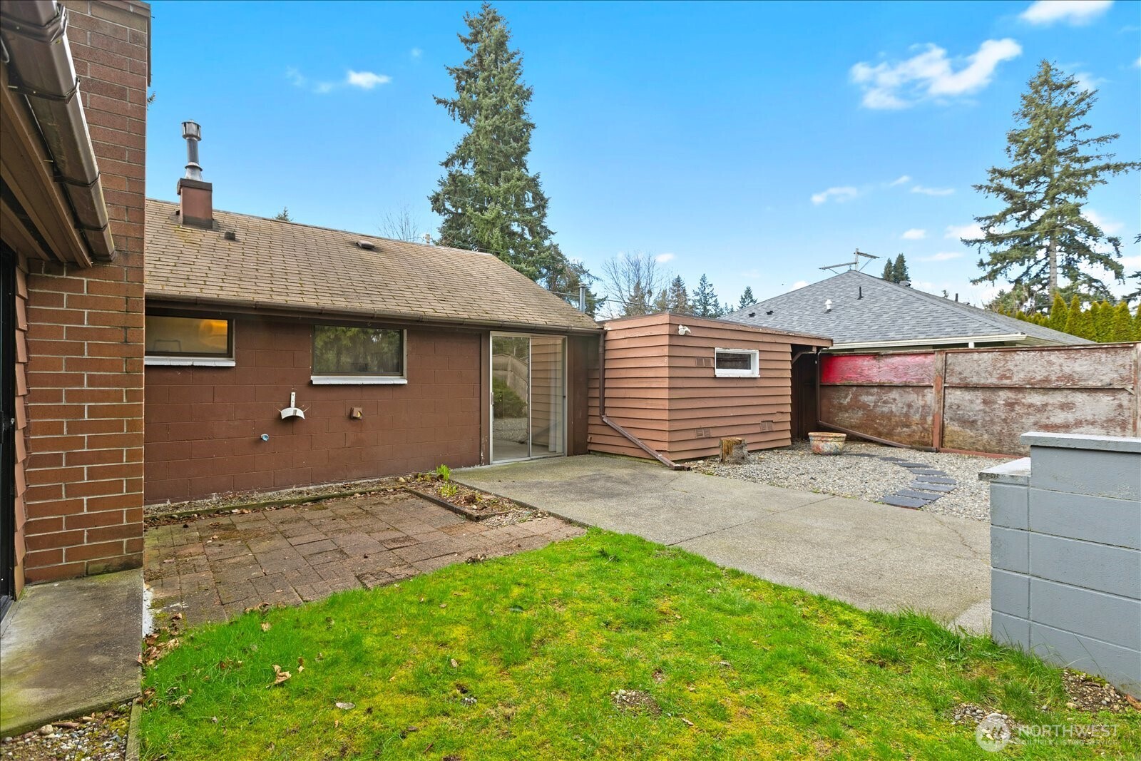 23005 60th Avenue W, Mountlake Terrace, WA 98043