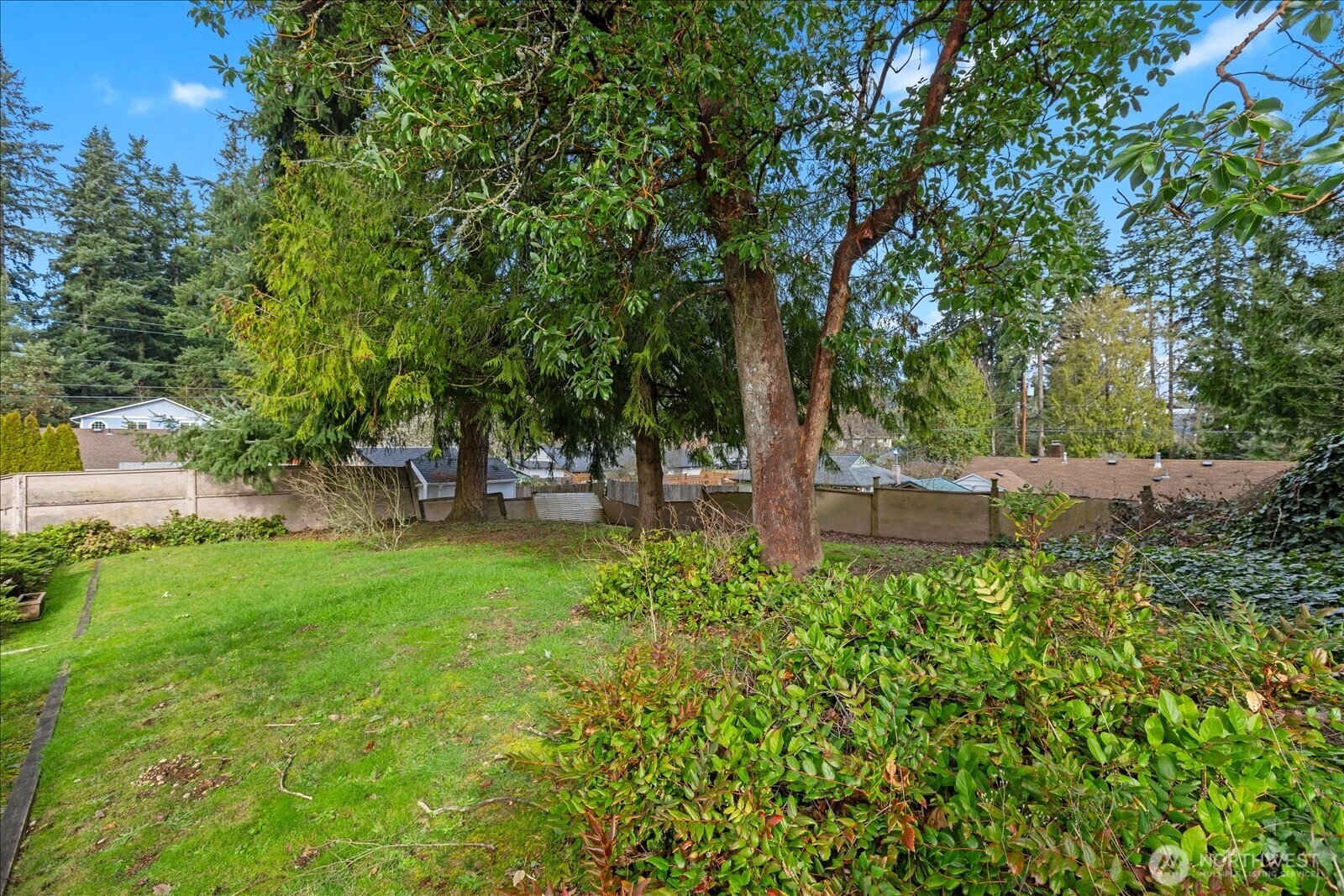 23005 60th Avenue W, Mountlake Terrace, WA 98043