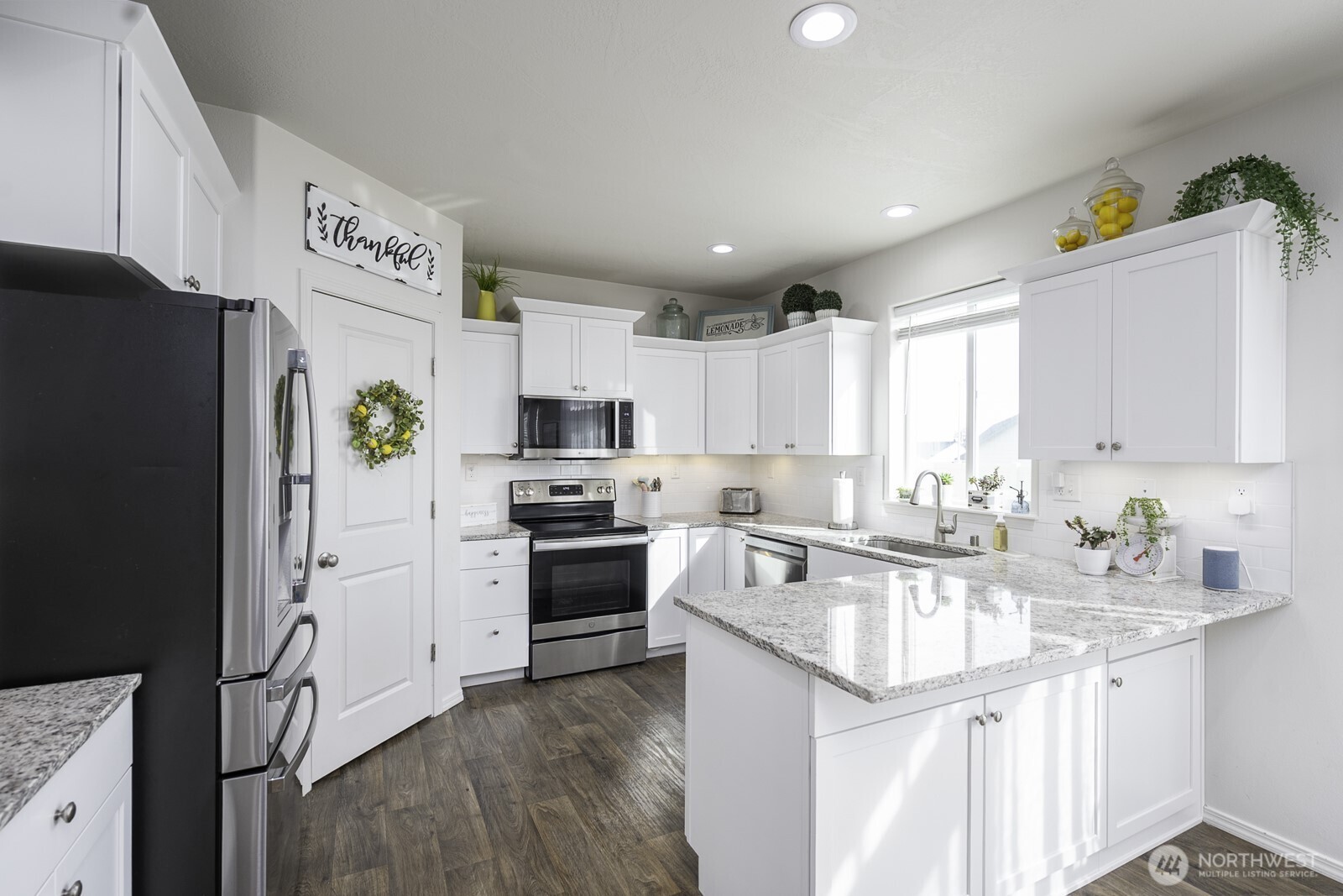 739 N Doumit Drive , Moses Lake, WA 98837