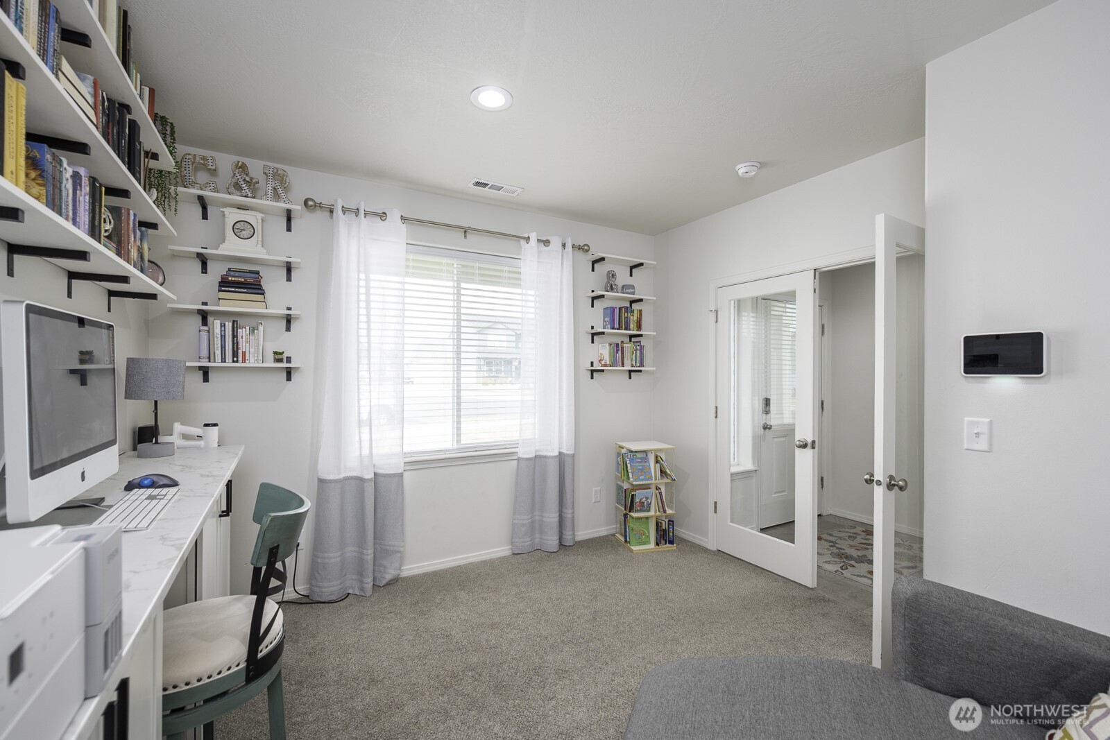 739 N Doumit Drive , Moses Lake, WA 98837