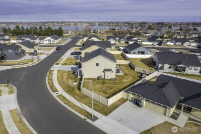 739 N Doumit Drive , Moses Lake, WA 98837 - Photo 3