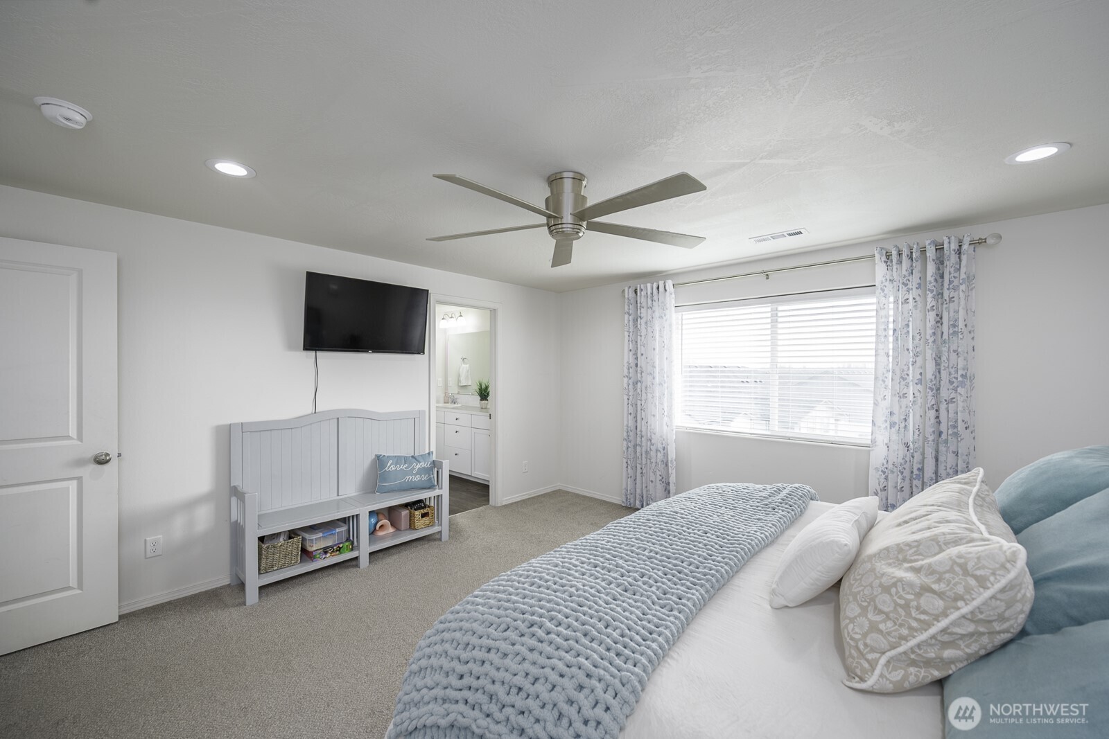 739 N Doumit Drive , Moses Lake, WA 98837