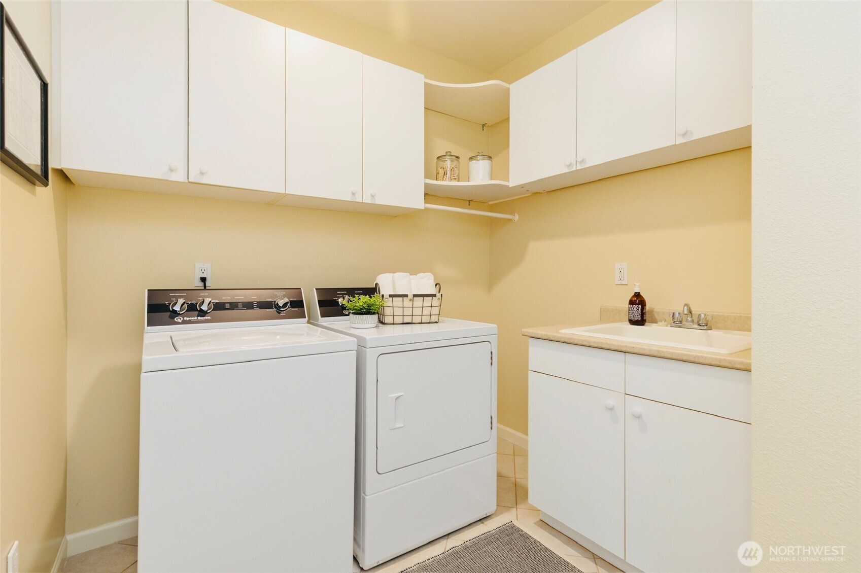 520 6th Avenue #4003, Kirkland, WA 98033