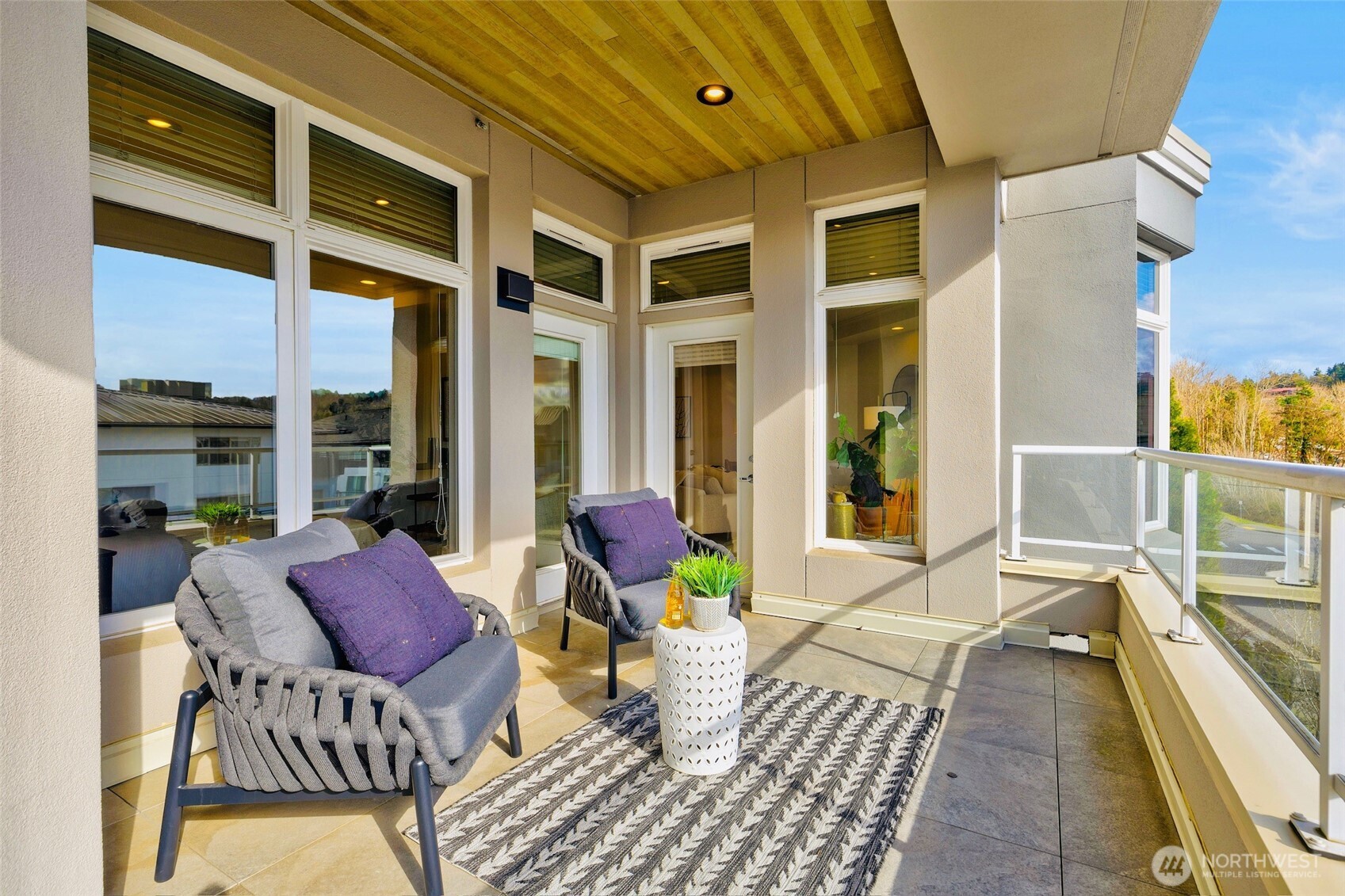 520 6th Avenue #4003, Kirkland, WA 98033