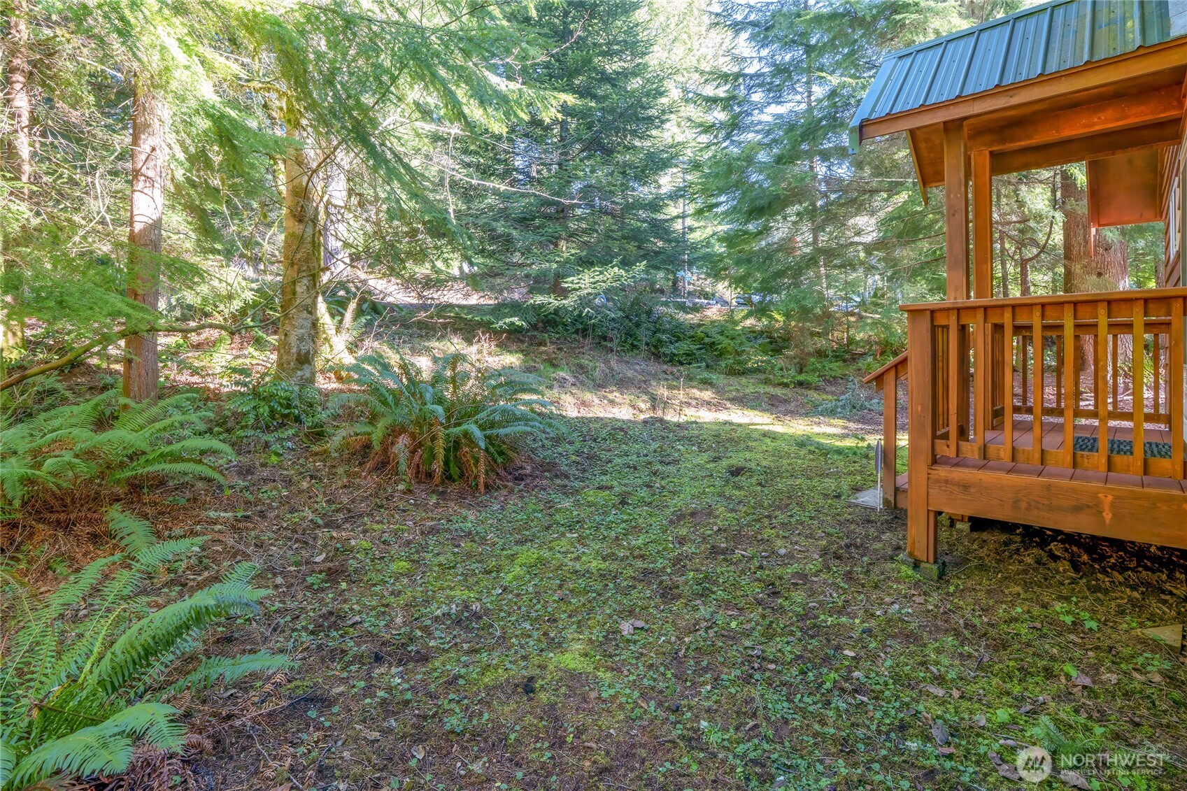 214 Paradise Dr , Ashford, WA 98304