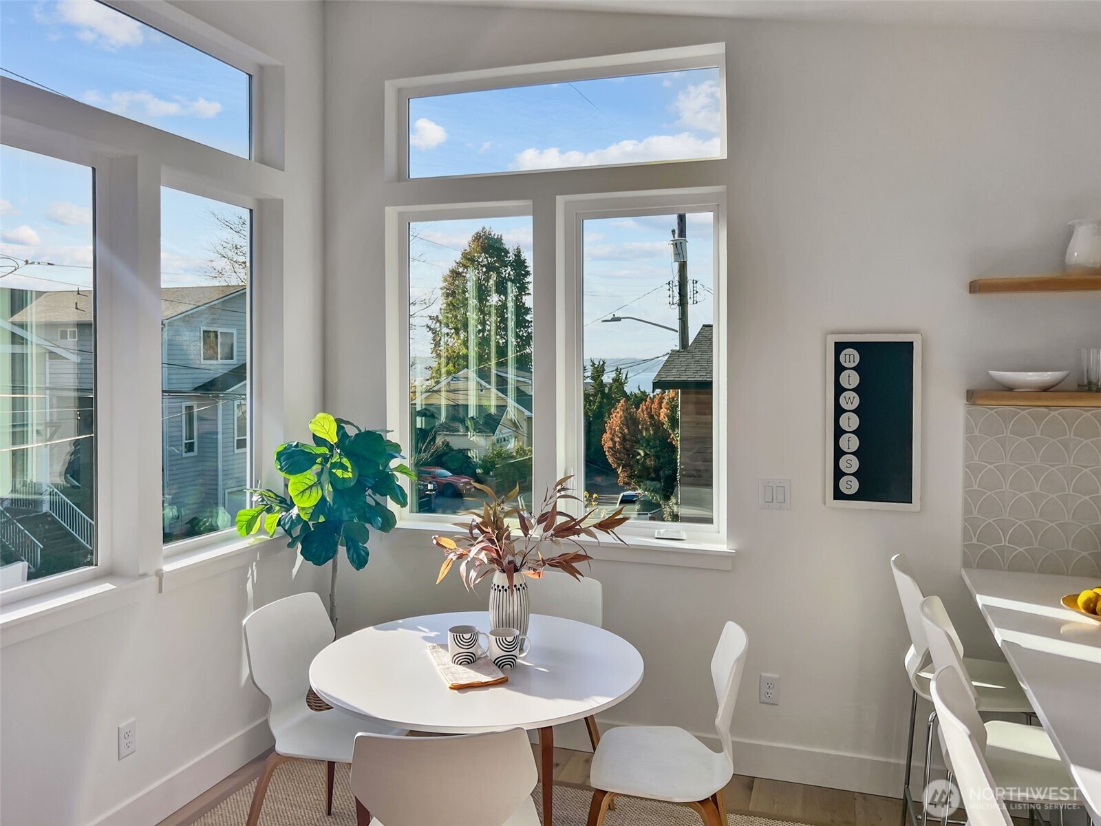 8407 42nd Avenue SW, Seattle, WA 98136