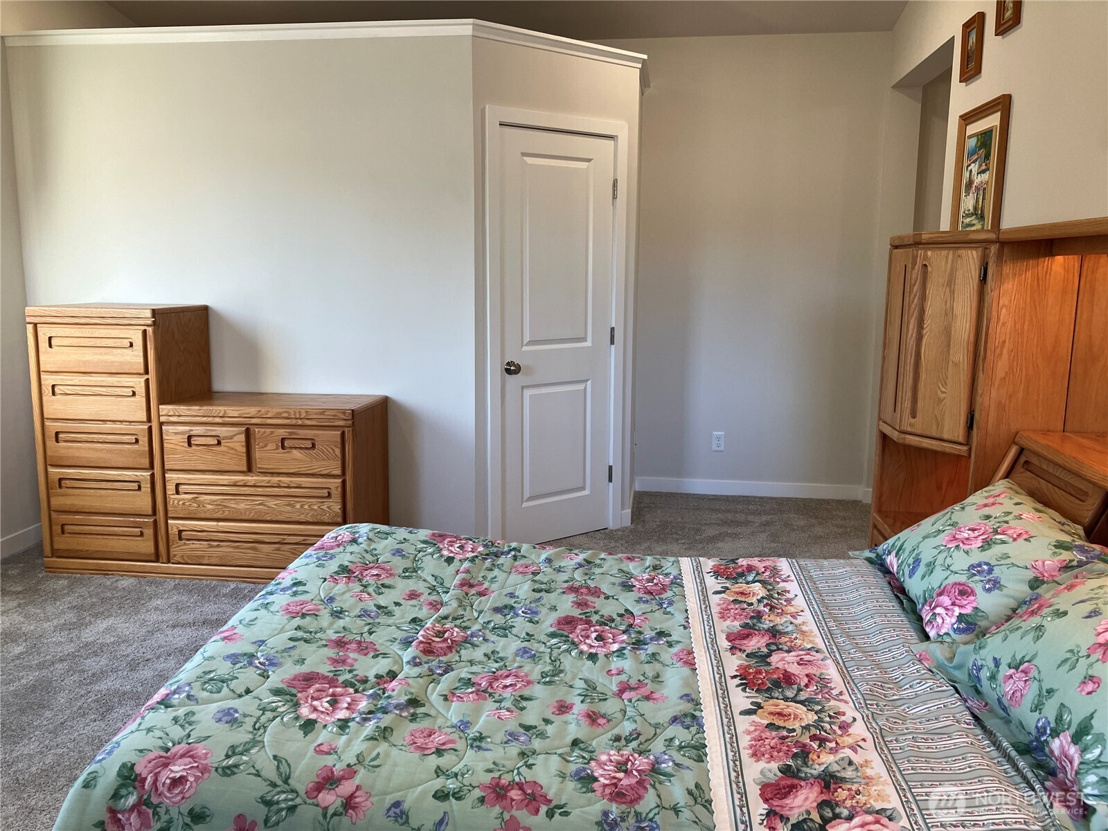 1784 Ashby Avenue NW, Poulsbo, WA 98370