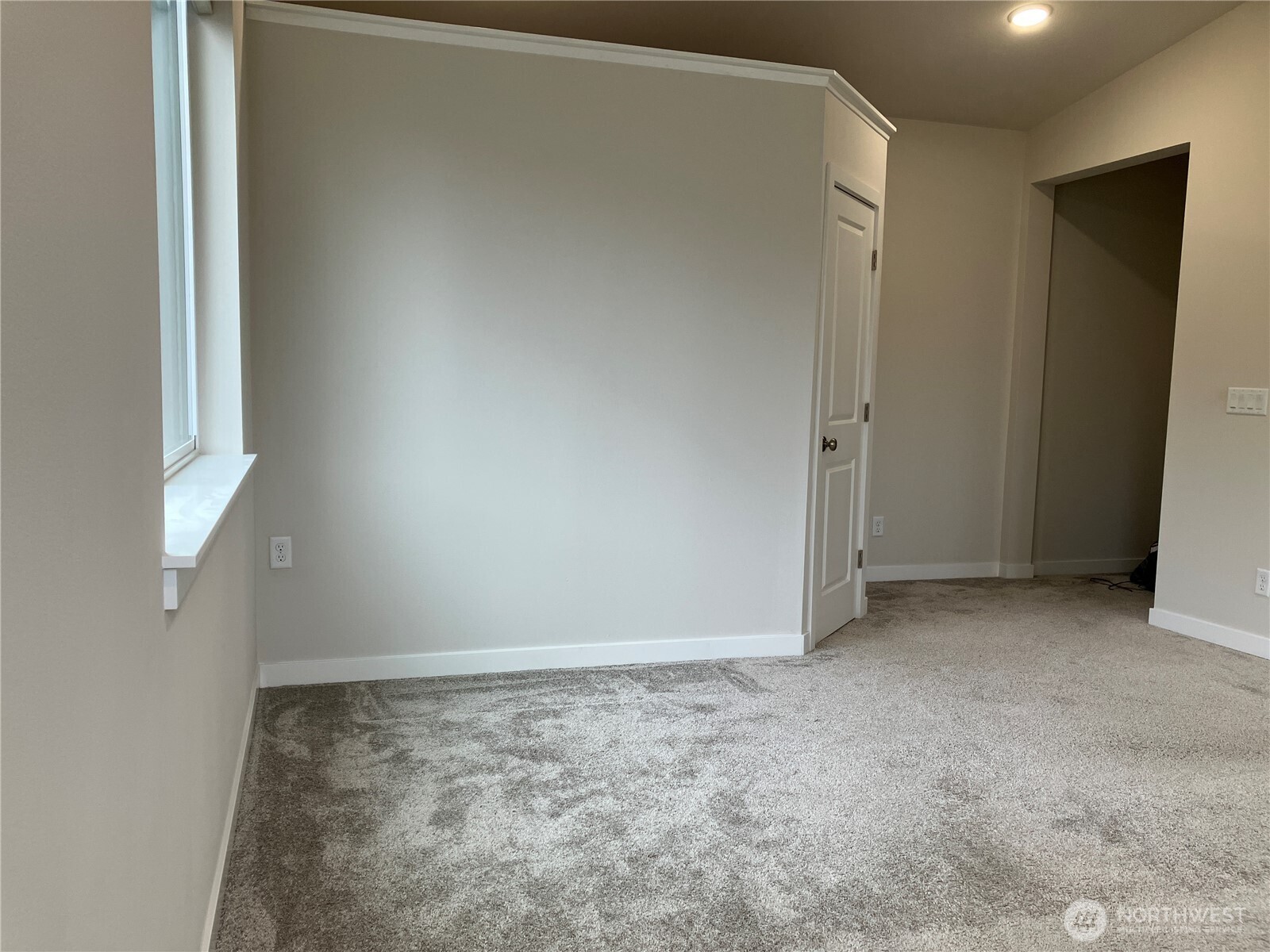 1784 Ashby Avenue NW, Poulsbo, WA 98370