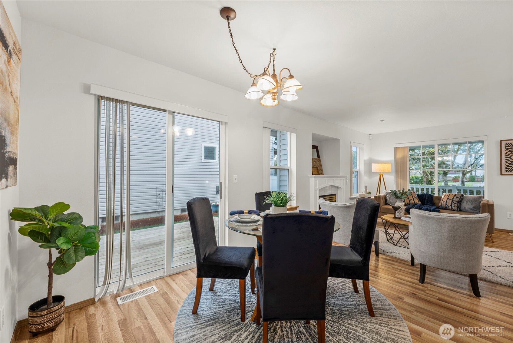 1464 Willson Avenue , Dupont, WA 98327