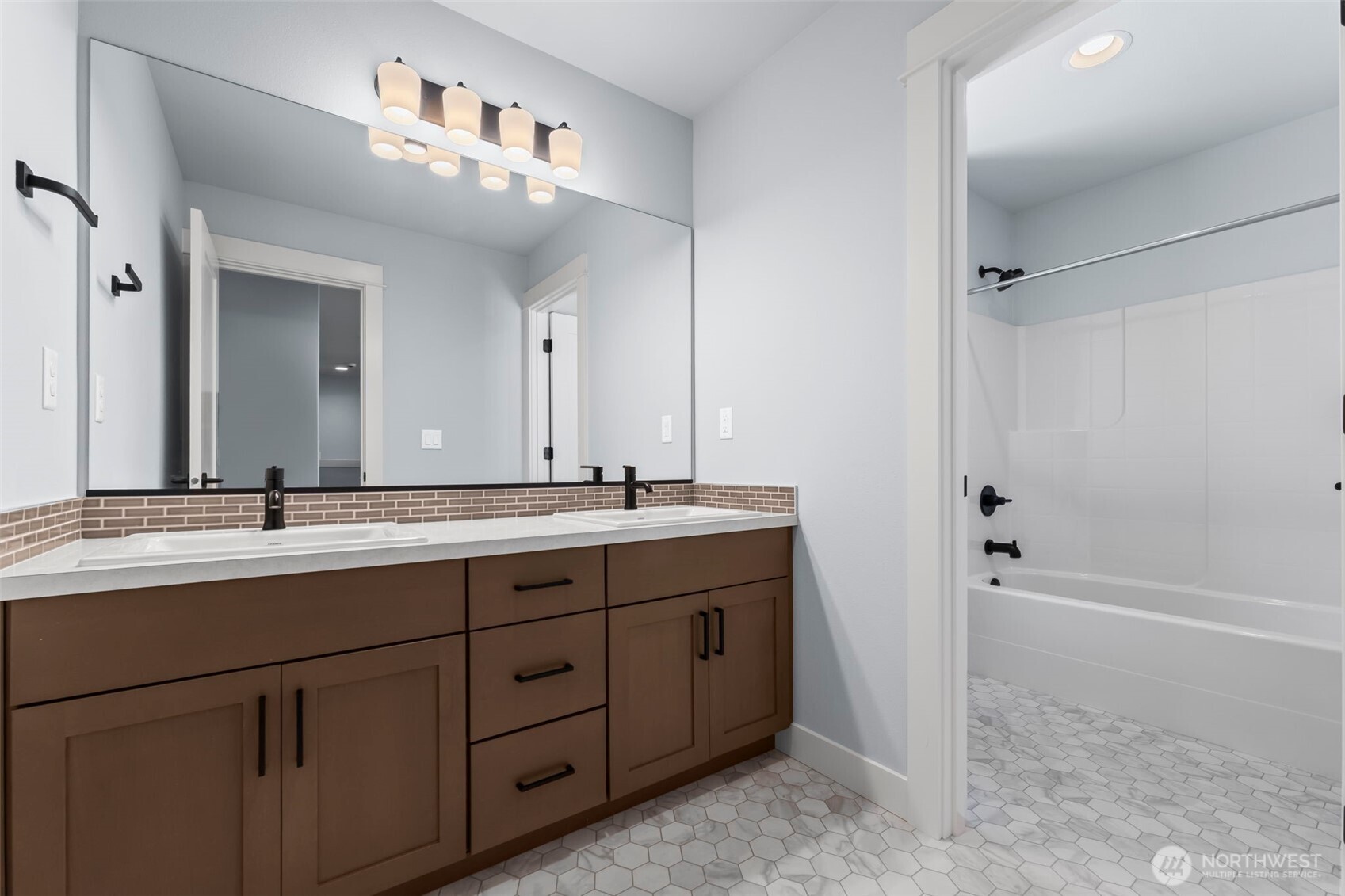 17310 82nd Avenue Ct E, Puyallup, WA 98375