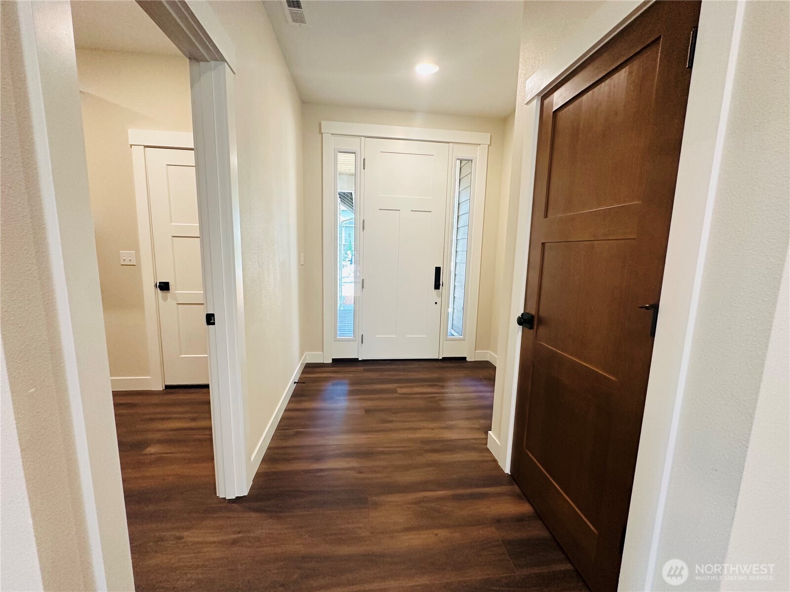 21 E Eastwood Lane , Union, WA 98592-1804