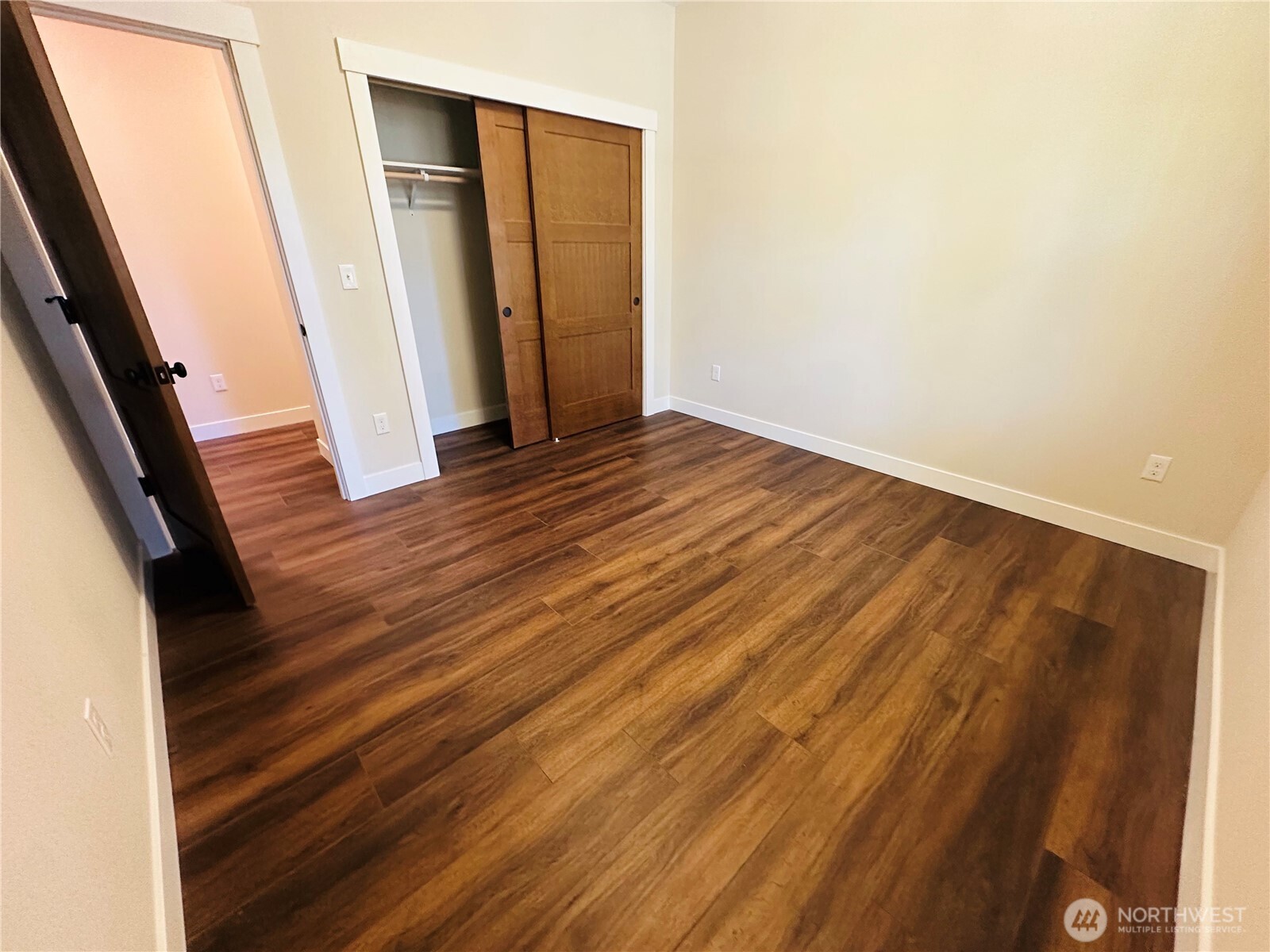 21 E Eastwood Lane , Union, WA 98592-1804