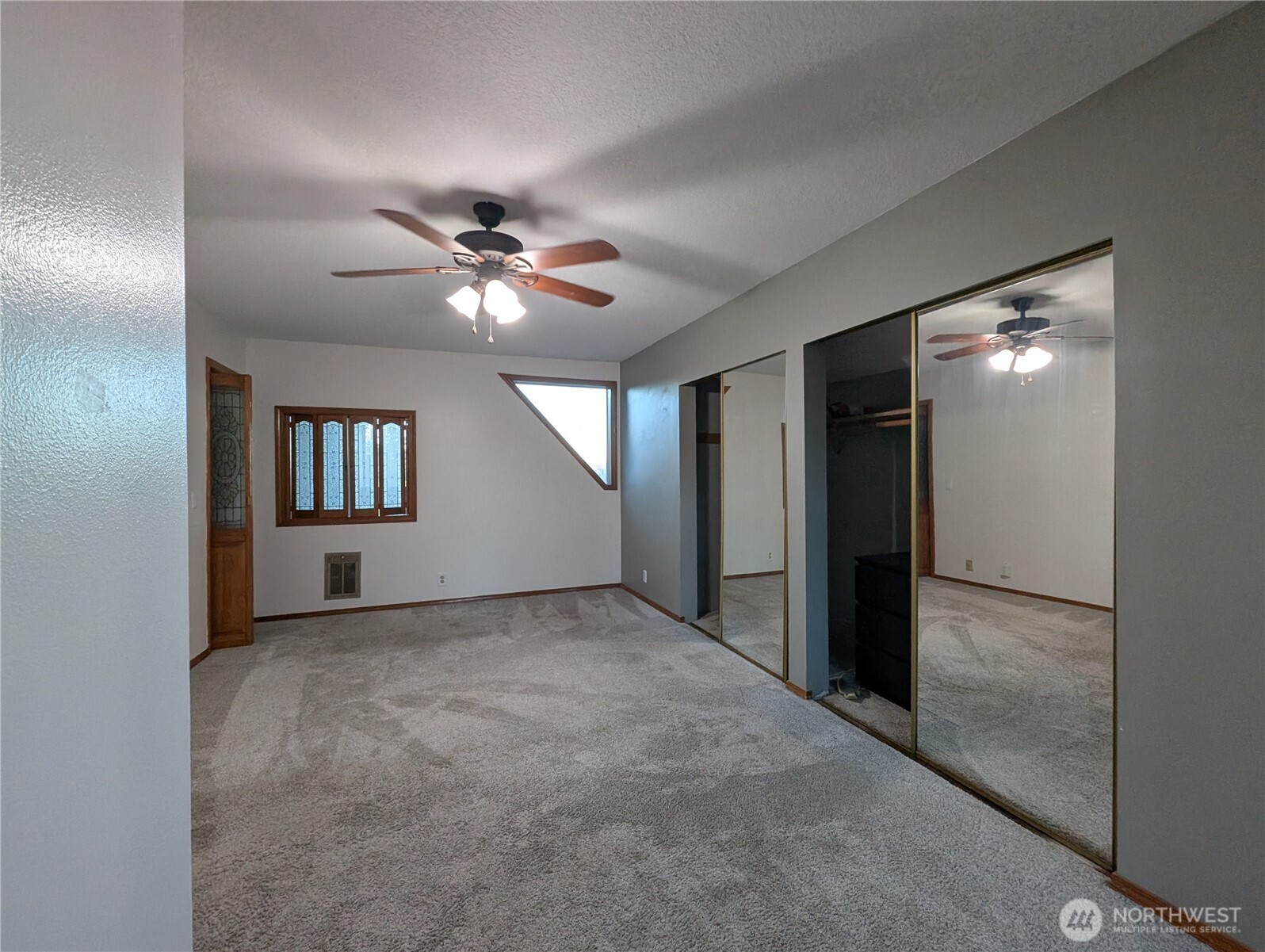 1306 Mt. Brynion Street , Kelso, WA 98626