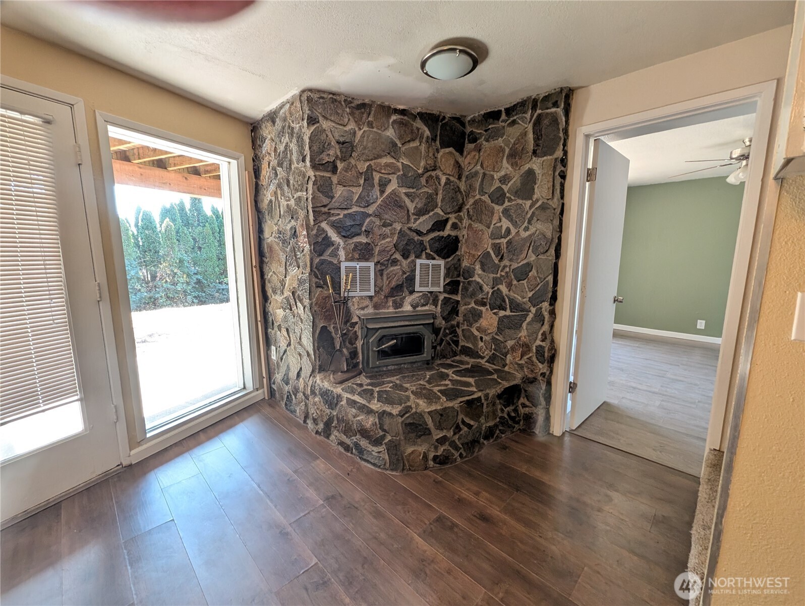 1306 Mt. Brynion Street , Kelso, WA 98626