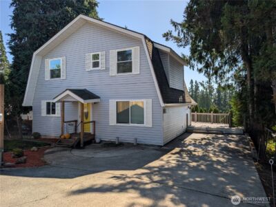 1306 Mt. Brynion Street , Kelso, WA 98626 - Photo 3