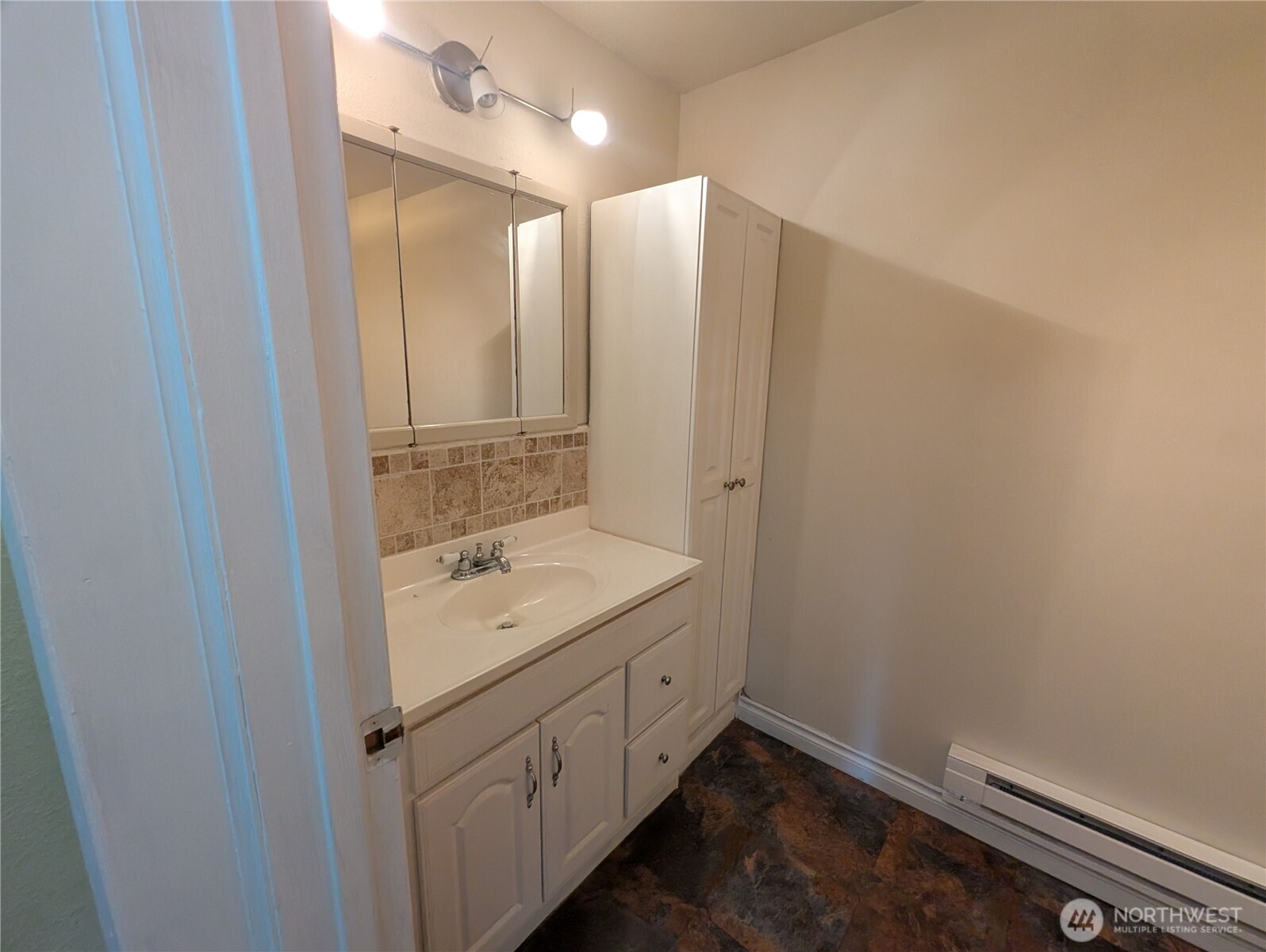 1306 Mt. Brynion Street , Kelso, WA 98626