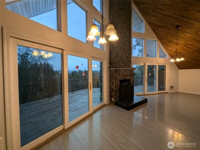 1306 Mt. Brynion Street , Kelso, WA 98626 - Photo 7