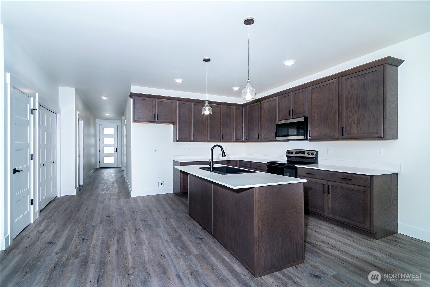 2602 N Snowdrop Street , Ellensburg, WA 98926