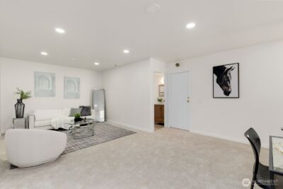 6922 128th Pl SE , Bellevue, WA 98006 - Photo 11