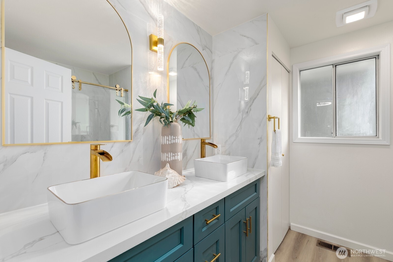 6922 128th Pl SE , Bellevue, WA 98006