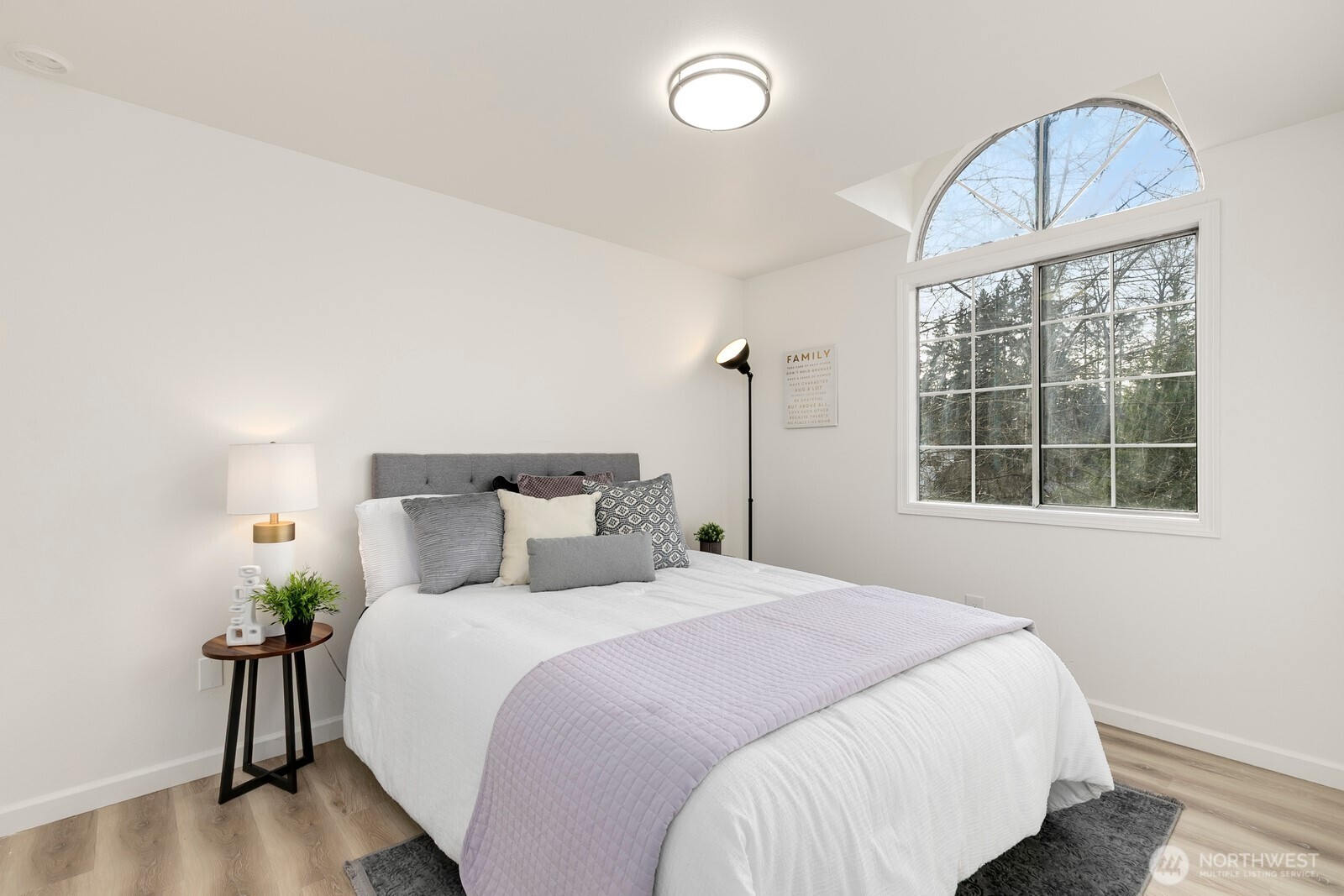 6922 128th Pl SE , Bellevue, WA 98006