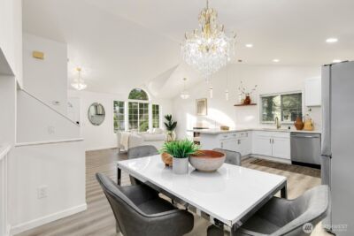 6922 128th Pl SE , Bellevue, WA 98006 - Photo 10