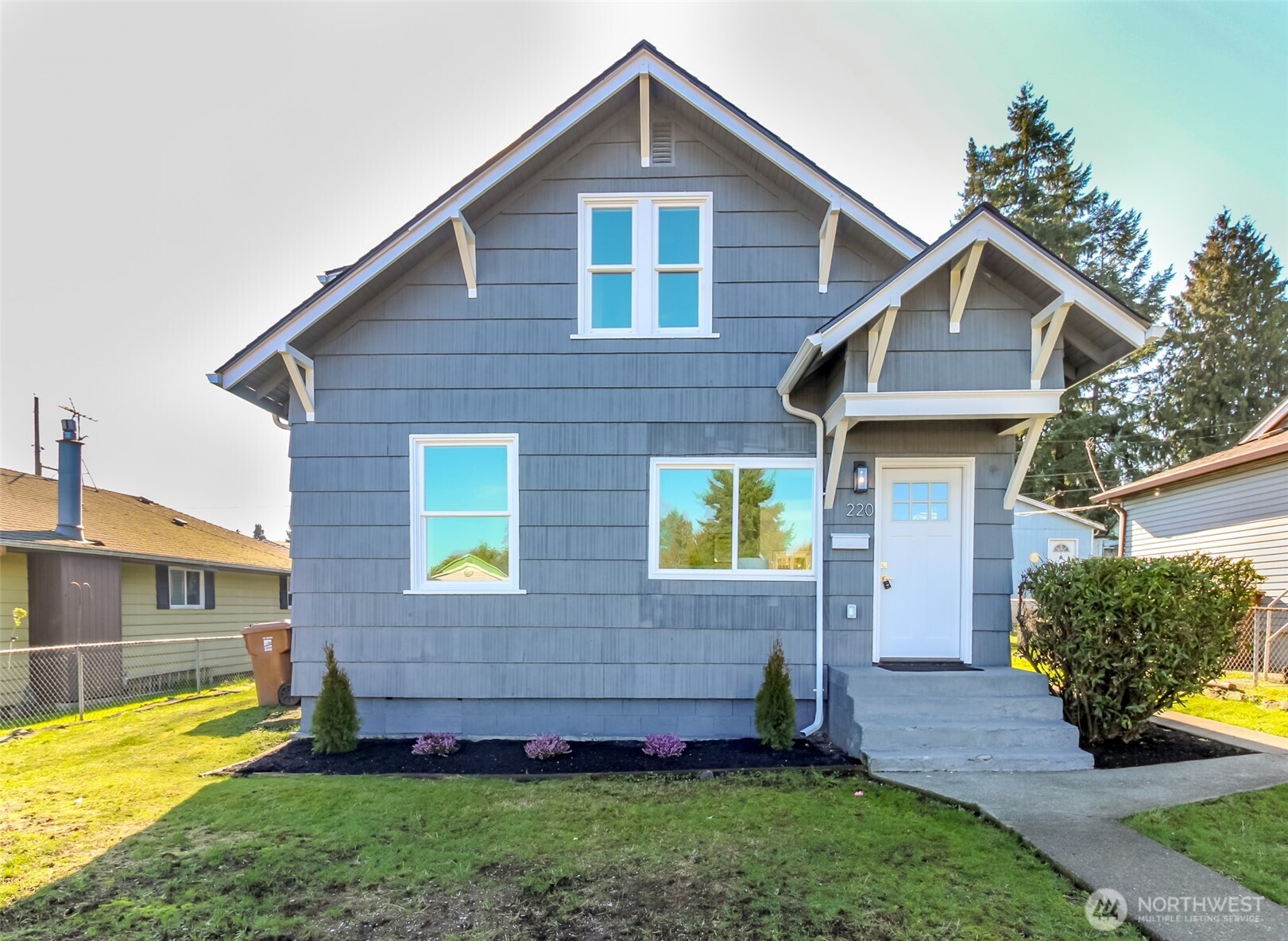 220 E 63RD Street , Tacoma, WA 98404