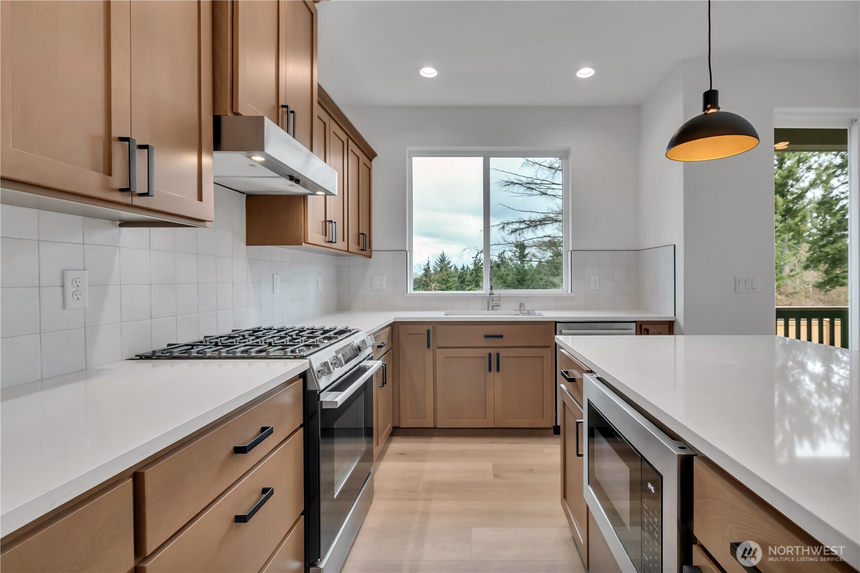 16210 76th Avenue Ct E, Puyallup, WA 98375