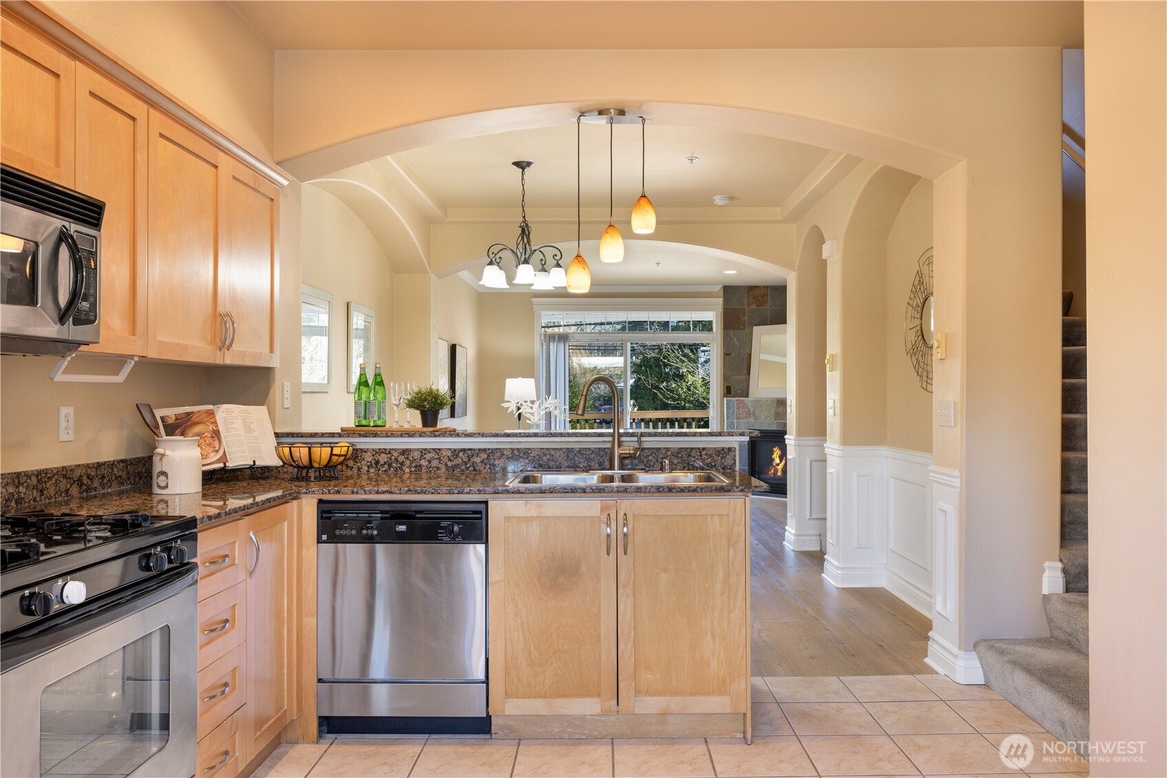 17811 80th Avenue NE #E2, Kenmore, WA 98028